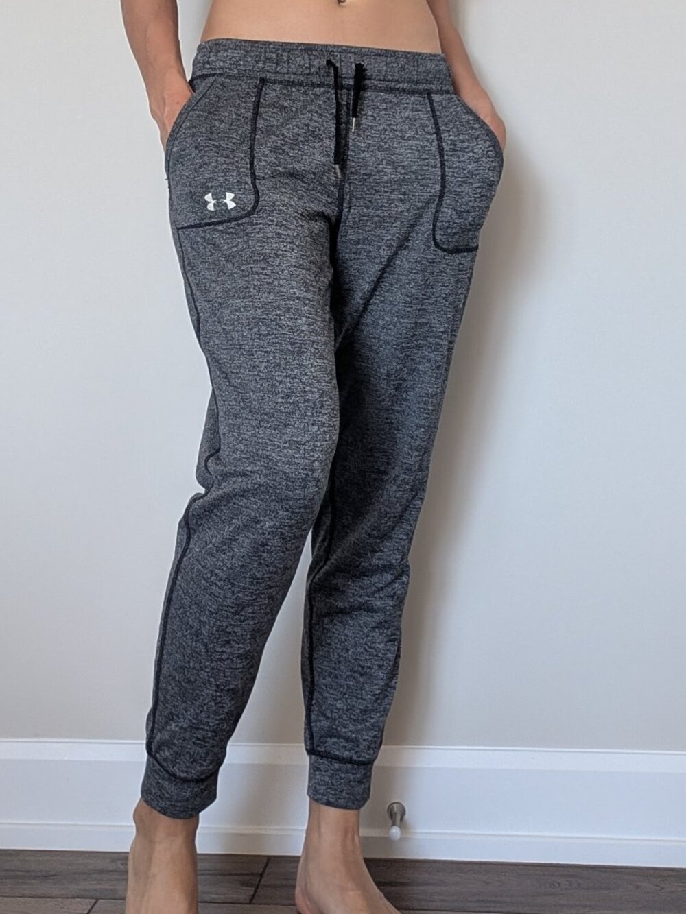 Under Armour Gray Heathered Jogger Sweatpants Drawstring Athletic Lounge Pants